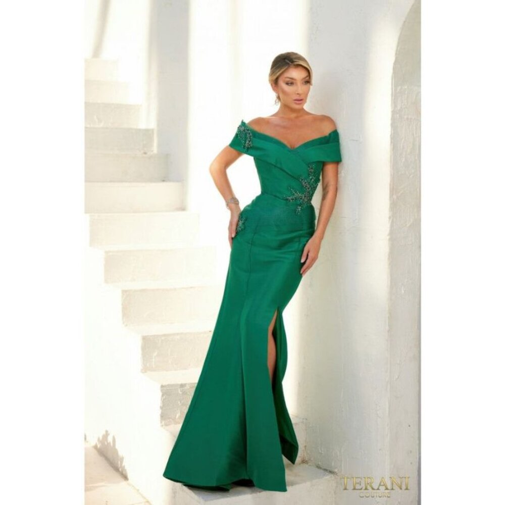 Clearance Mother of the Bride Wedding Pleated Slit Premium Dress 232M1530